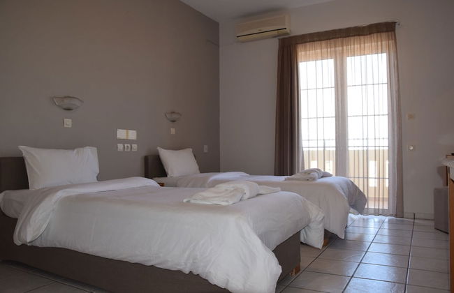 Amaryllis Hotel Apartments - Photo 8