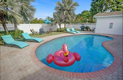 Modern 4 Bedroom -Kosher - Heated Pool - Game Room - Foto 23