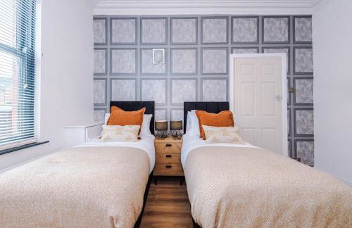 Presented by LTJ PrimeKey Properties - NEW! 7 Bed plus Sofa Bed - Perfect for Contractors - Foto 39