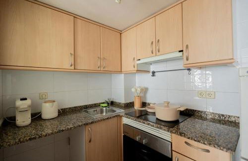 Estudio con encanto en Barcelona - Photo 2