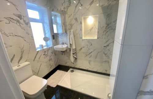 Raj Rentals Ensuite House Share - Foto 5