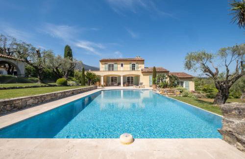 Jewel of 280m with Infinity Pool in Absolute Calm - Foto 1