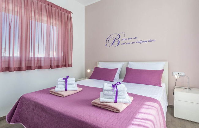 Villa in Novigrad With Private Pool - Foto 7