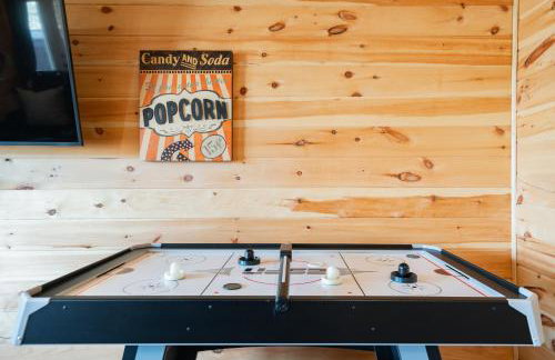 Family Friendly ~ Hocking Hills Cabin ~ Close to Caves, w/Wifi - Foto 29