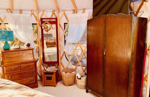 The Yoga Yurta at Sunny Mellow Eco Villa - Foto 13