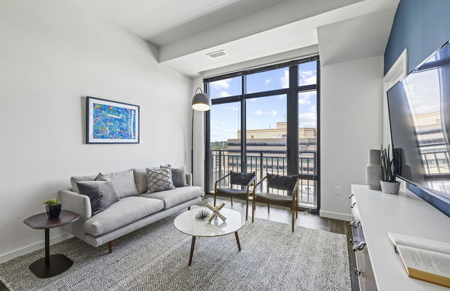 Placemakr Marymount Ballston - Photo 51