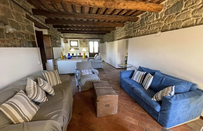 Spacious Holiday Home With Swimming Pool - Foto 12