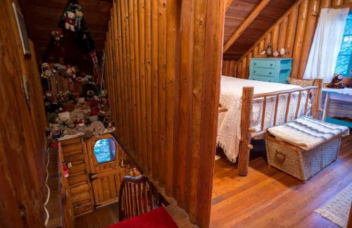 Romantic Log Cabin Rental with Hot Tub near Mount Hood, Oregon - Foto 24