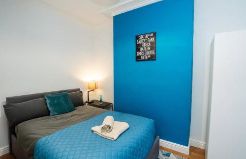 Comfy 4 Bed House near Notts City Centre - FREE Parking - Foto 60
