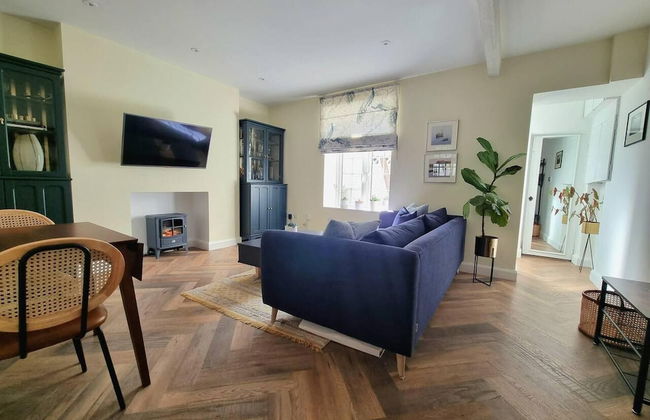 Spacious & Renovated 1-bed Garden Flat in London - Photo 14