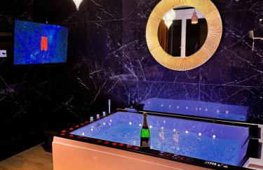 Jacuzzi privé, Sauna & Design Chic - Foto 1