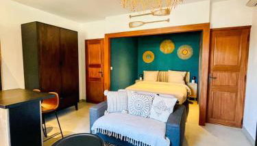 AU BORD DE L'EAU Studio climatisé avec Terrasse et vue mer à 40m de la plage - Foto 3