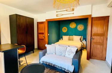 AU BORD DE L'EAU Studio climatisé avec Terrasse et vue mer à 40m de la plage - Foto 3