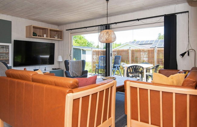 10 Person Holiday Home in Orsted - Foto 11