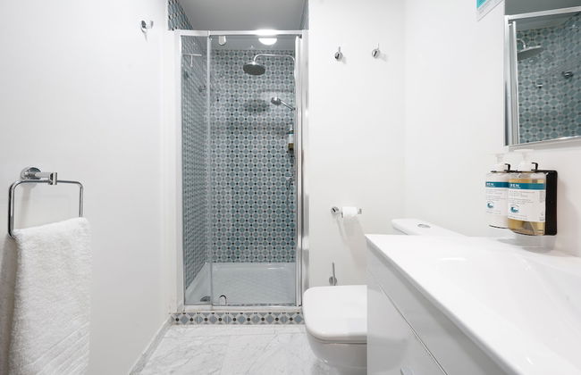 Numa Seville Alegre - Photo 28