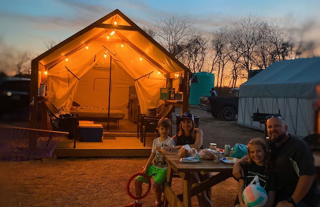 Son's River Ranch Glamping Cabin 33 - Foto 49