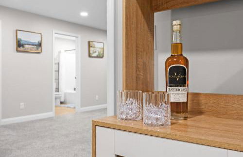 Charming 4-BR Retreat in the Heart of Clarksville - Foto 36