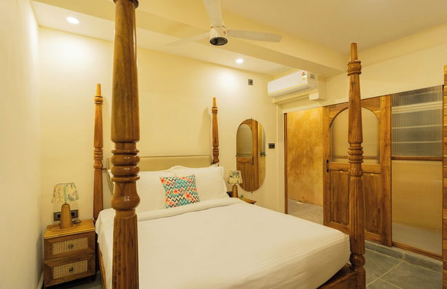 La Vaiencia Luxury Apartments - Photo 16