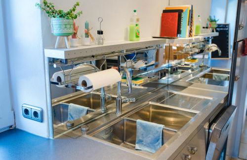 schönes Ferienhaus mit Sauna im Grünen - Foto 14