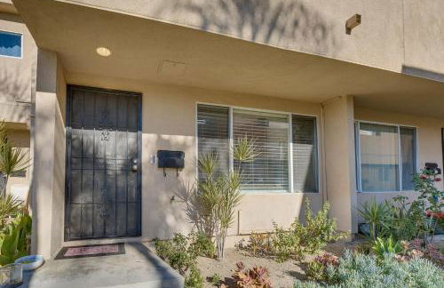 Los Angeles Townhome Off-Street Parking and Balcony - Foto 23
