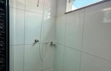 House with four suites with pool and garage - Foto 32