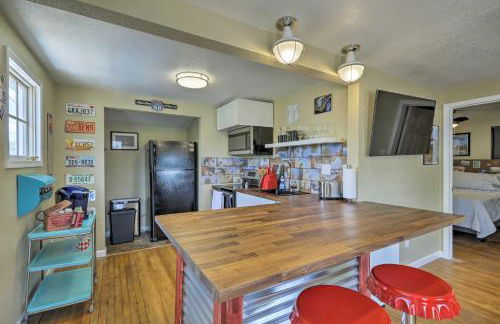 Winslow Apartment with Jacuzzi, Deck and Grill Access! - Foto 1