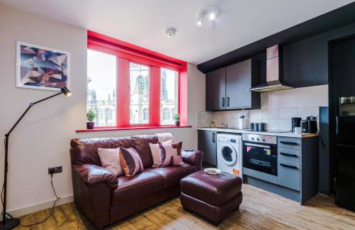 Modern 2BR near Wigan Town Centre - Foto 2