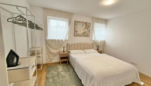 Luxury Apartment 4 bedrooms Self check in out - Foto 5