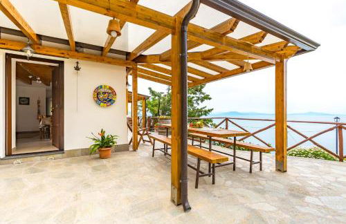 Starhost - La Casella seaview garden terrace and parking - Foto 6