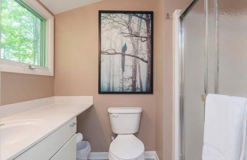 Secluded Oasis w Hot Tub, Screened-in Porch, WiFi! - Foto 16