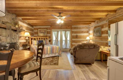 3 Mi to Natl Park Townsend Apt on Little River! - Foto 8