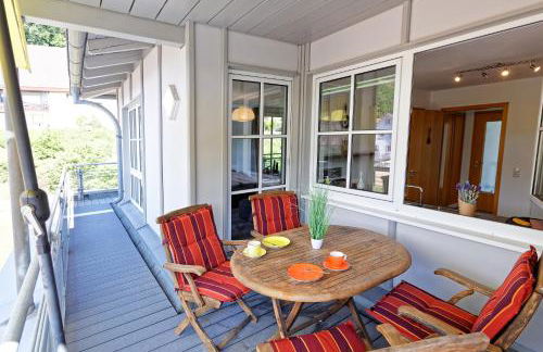 Exklusives Penthouse mit Dachterrasse, hochwertig ausgestatteter Küche mit Dampfgarer, inklusive 2 Stellplätze und Fahrradgarage - Foto 4