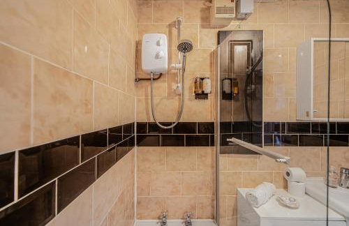 Arena Central 3 Bedrooms Free Parking, Perfect for Contractors Relocation and Professionals - Foto 8