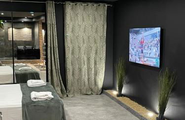 Spa & Love Exotic - Balnéo - Sauna - Parking - Foto 10