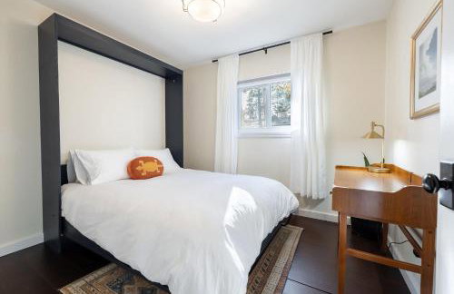 Pine Perch ~ Cozy Mountain Cabin w/ Views - Foto 11