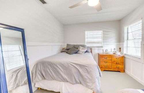 2 Mi to Three Sisters Springs Home with Patio - Foto 16