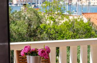 Villa TM with private heated pool, poolhouse & private garage - Photo 34