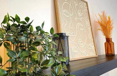Stylish 2-Bed Apartment, Free Parking, Walk to Hospital & Uni - Foto 25