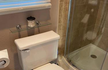 Quiet retreat, minutes from highway and downtown - Foto 4