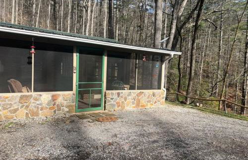 Private Mtn Love Shack w/ fast wifi, BBQ & view - Foto 38