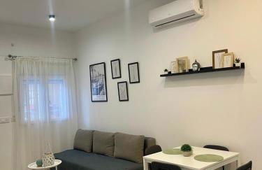 Los Mellis - María Zambrano Estación de Tren & Bus - Photo 2