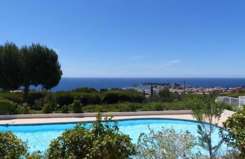 MAGNIFIQUE APPARTEMENT VUE MER - GRANDE TERRASSE ET PISCINE - Foto 35