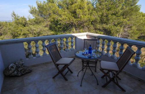 Apartments by the sea Ugljan - 8468 - Foto 17