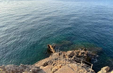 Biot - Place des Arcades - Foto 15