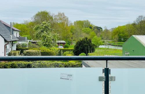 LIGHTPLACE - Moderne Apartments in Braunschweig - Balkon - Netflix - Am Kanal - Foto 21