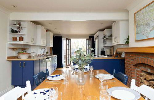 Rural House with Swimming Pool and Gardens - Foto 9