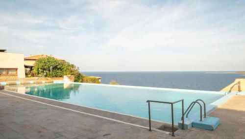 Le Dalie With Shared Pool - Happy Rentals - Photo 2