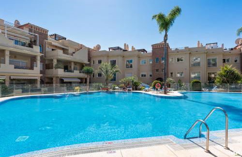 ViVi Homes - Toscana Luxury, Views, Pool & Terrace - Photo 29