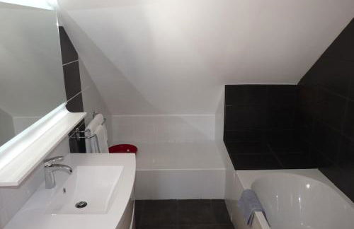 Gîtes et Chambres - Les Buissonnets - Foto 12