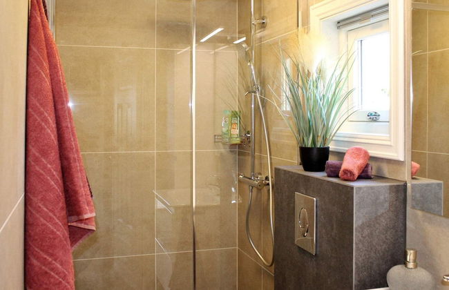 6 Person Holiday Home in Averoy - Foto 17